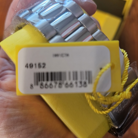 Silver and Orange Dive Watch - Picture 5 of 7